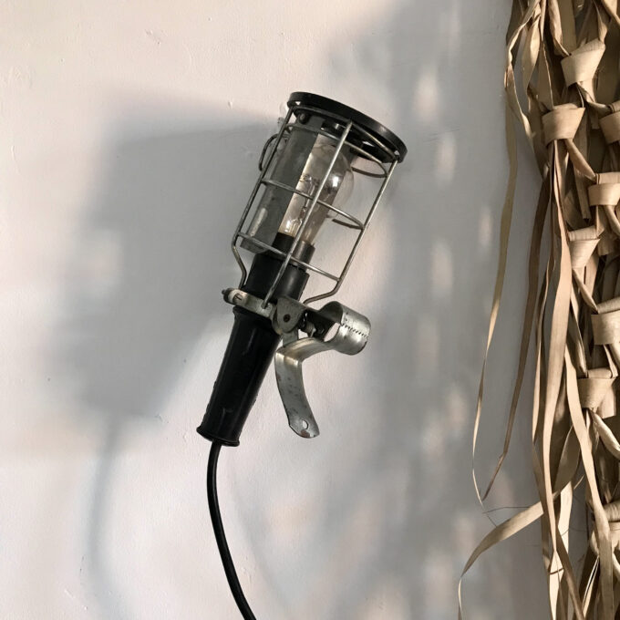 image Baladeuse d'atelier ancienne Atrow