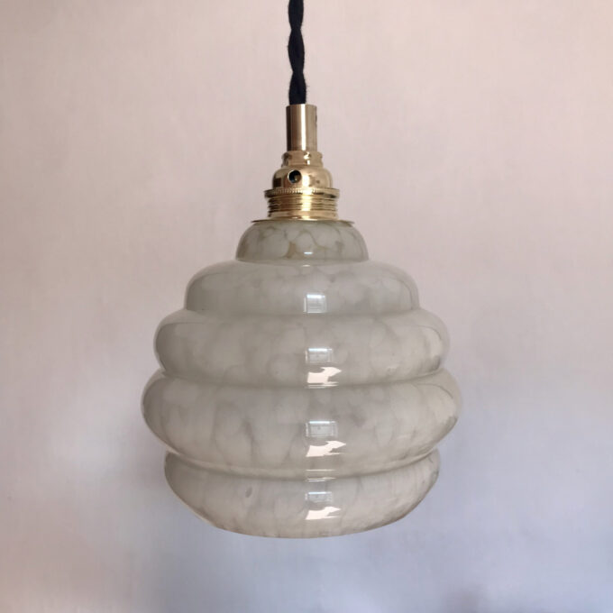 Image suspension verre de Clichy