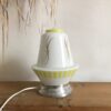 Image de la Lampe de table opaline vintage