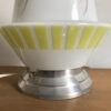 Image de la Lampe de table opaline vintage