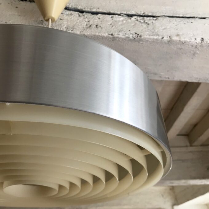 Image de la suspension aluminium vintage