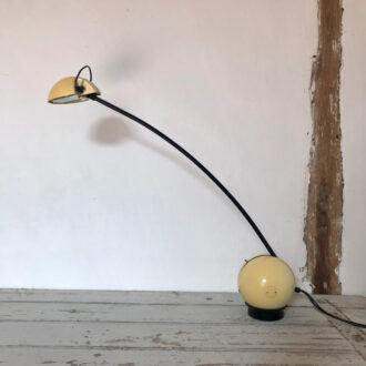 Image lampe de bureau "culbuto"