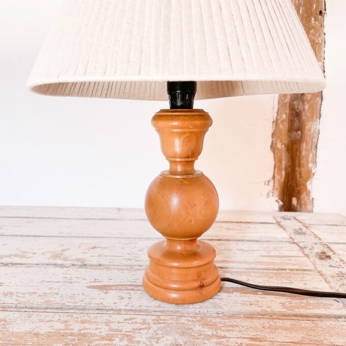 Photo de la lampe en bois