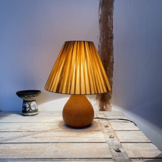 Photo de la lampe vintage bois raphia fait main