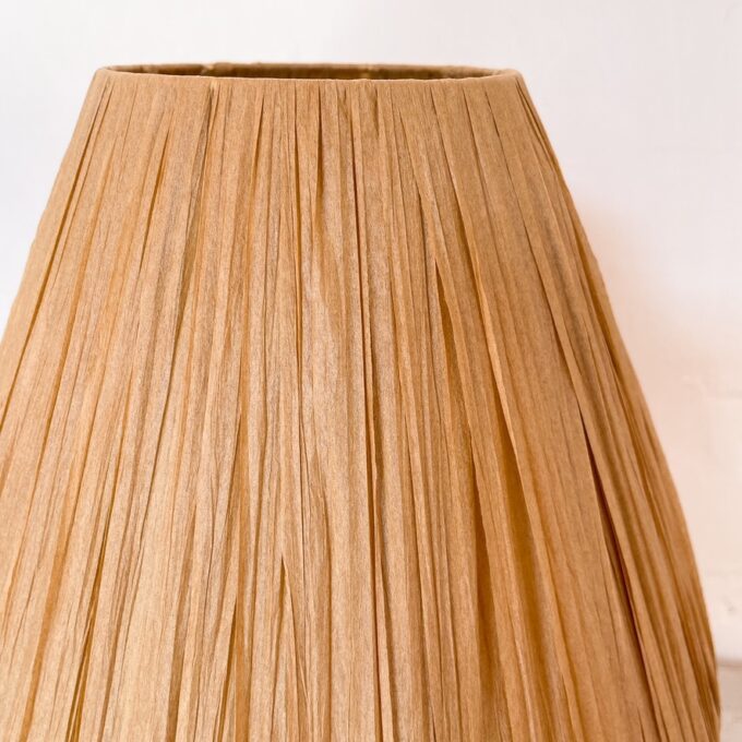 Photo de la lampe vintage bois raphia fait main