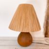 Photo de la lampe vintage bois raphia fait main
