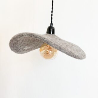 image suspension en feutre