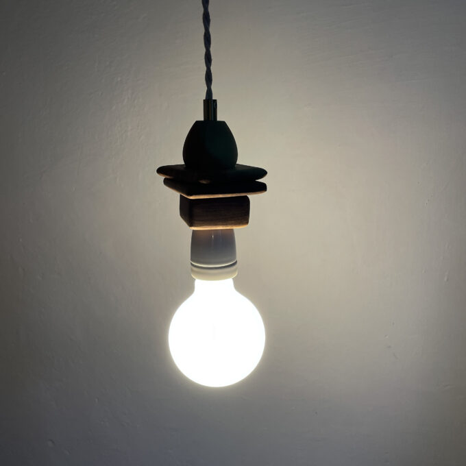 image lampe baladeuse en bois vintage