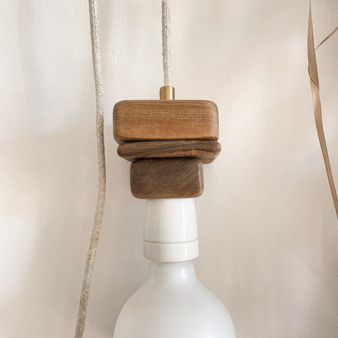 image lampe baladeuse en bois