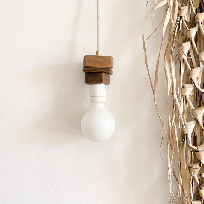 image lampe baladeuse en bois