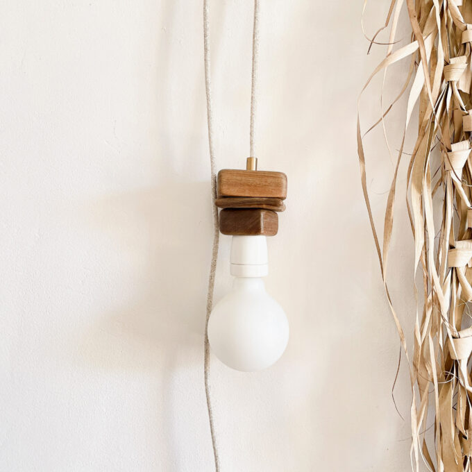 image lampe baladeuse en bois