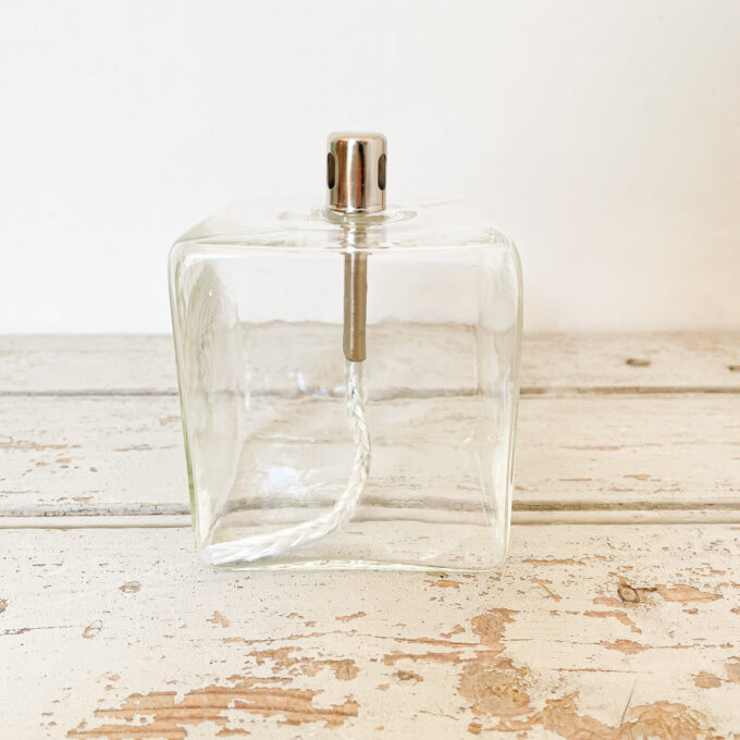 Lampe à huile en verre cube photo lampe à huile en verre cube