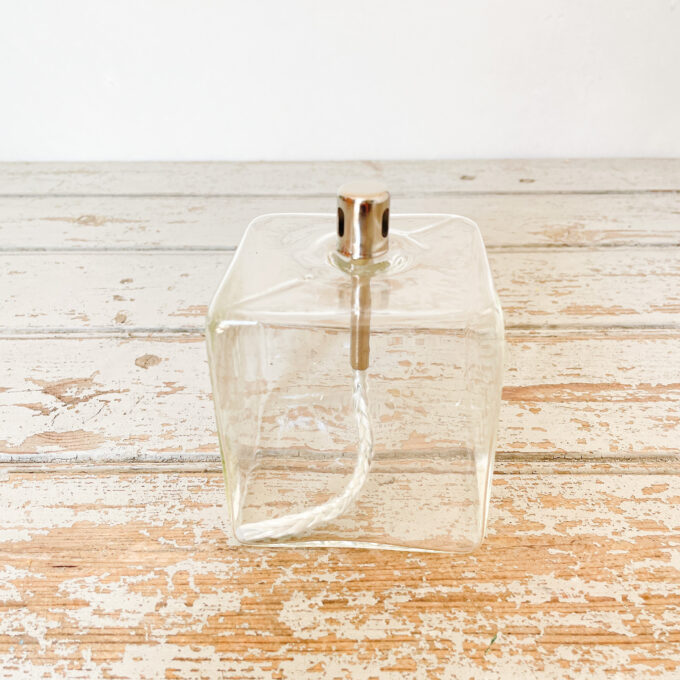 Lampe à huile en verre cube photo lampe à huile en verre cube