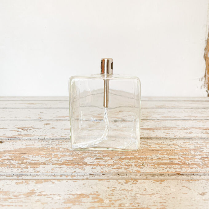 Lampe à huile en verre cube photo lampe à huile en verre cube